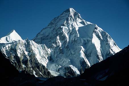 50 години от първото изкачване на К-2