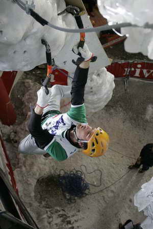 Трети кръг от Световната купа по ледено катерене