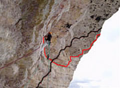 Алекс Хубер изкатери чисто “Тавана на света”