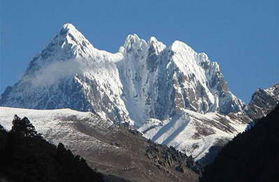 Десетки девствени върхове чакат...