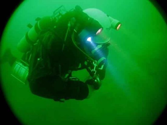 Пещерни леководолази в Шкодренското езеро