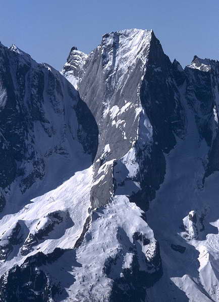 Този вторник в “Арт клуб”-а на “Иван-Асен”
