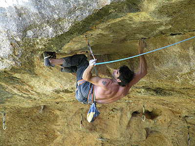 Две “деветки “а” в един ден за Дани Андрада