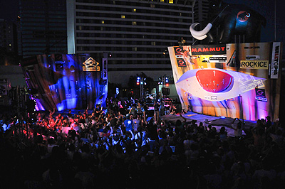 Няколко хиляди гледаха боулдъринг в Солт Лейк Сити