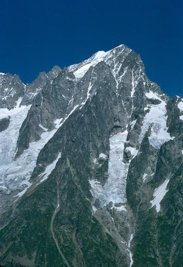 Линията“Phantom Direct” остана неизкачена