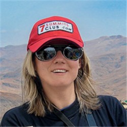 Първата рускиня с колекцията "Seven Summits”