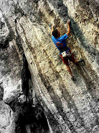 Две “деветки “a” в околностите на Марсилия
