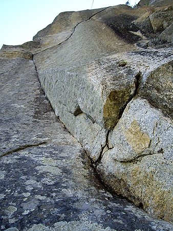 Алекс Хонълд катери free solo в Йосемити