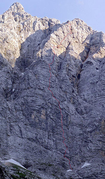 Нов маршрут по култова стена на Триглав