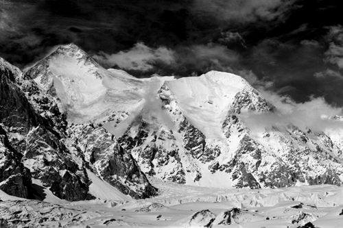 Какво става на Гашербрум-1 или Хидън пик?