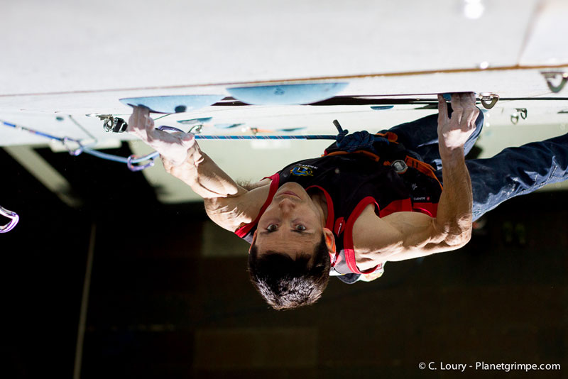 Рамон Хулиан се завръща на върха