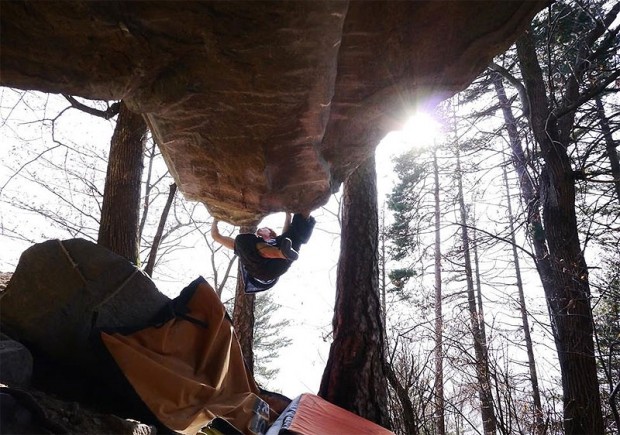 Тору Накаджима изкатери “The Story of Two Worlds” (8C)