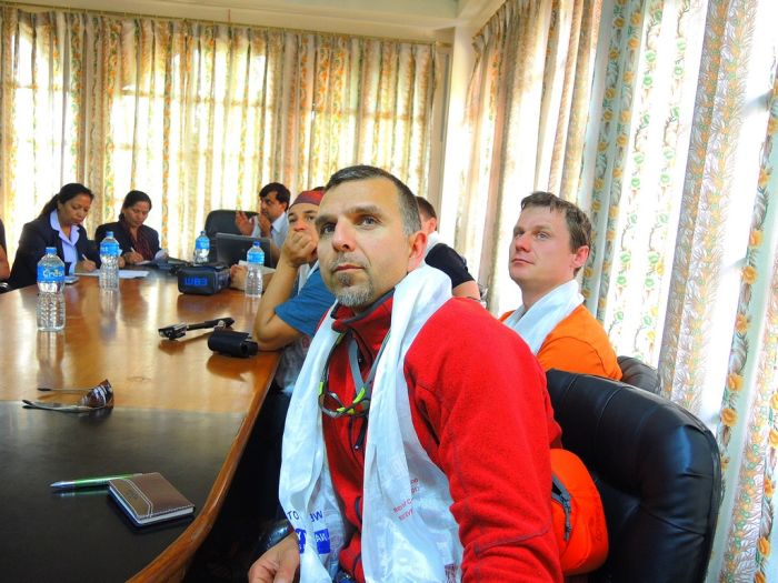 Боян Петров ще атакува Кангчендзьонга с Денис Урубко, Адам Биелецки и Алекс Чикон