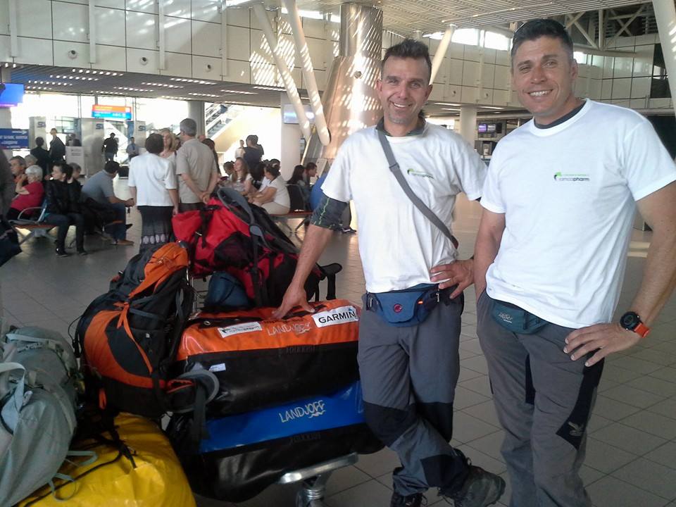 Боян Петров и Младен Данков заминаха за Пакистан