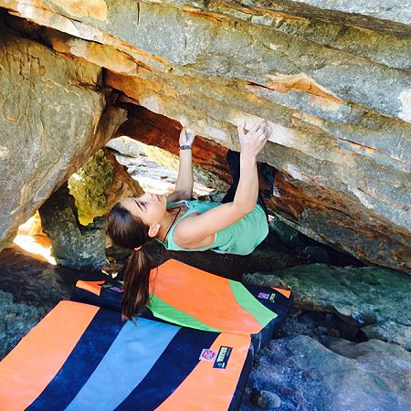 “Fragile Steps” (8B) за 13-годишната Бруук Рабуту 