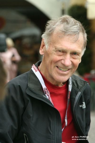 Уникално – на 80 години за 83-ти път на Елбрус