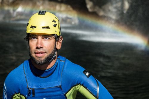 Световен рекорд на Лазо Шалер - cliff diving от 58.80 метра