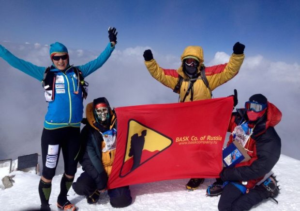 Женски рекорд в бягането на Елбрус