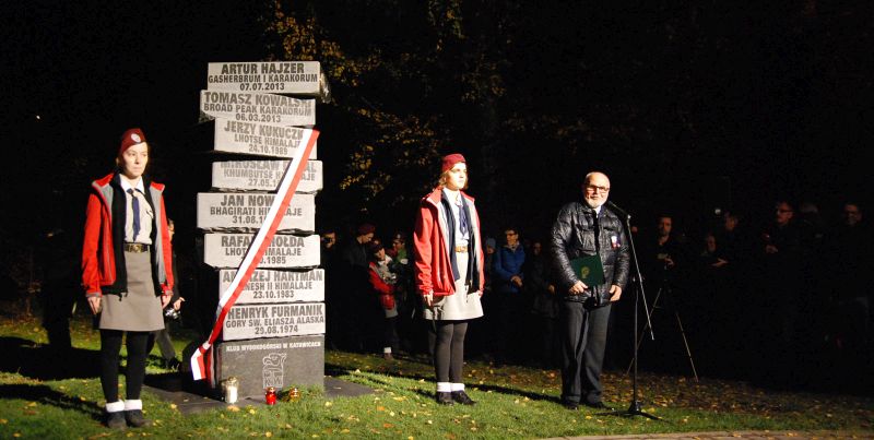 В Катовице бе открит паметник на загинали алпинисти