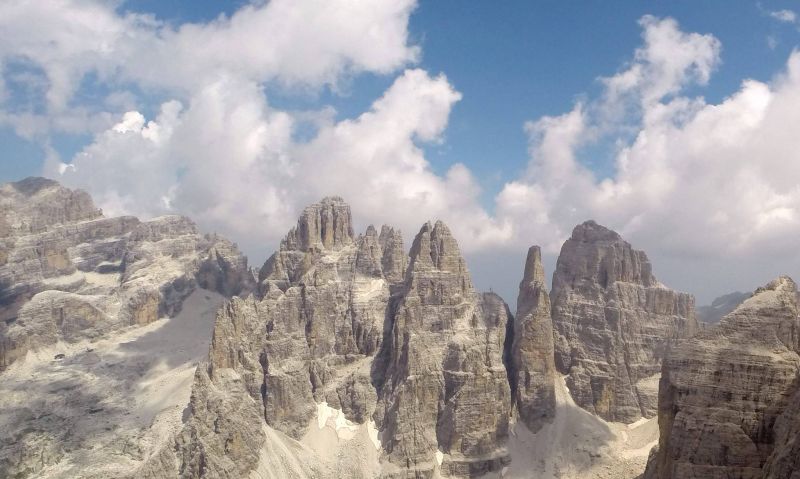 Закриваме сезона на презентациите предколедно с любимите Доломити и Бергел!