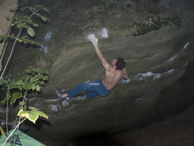 “Le Pied à Coulisse” (8C+) на Гийом Глерон Монде – най-трудният проблем в Бло? 
