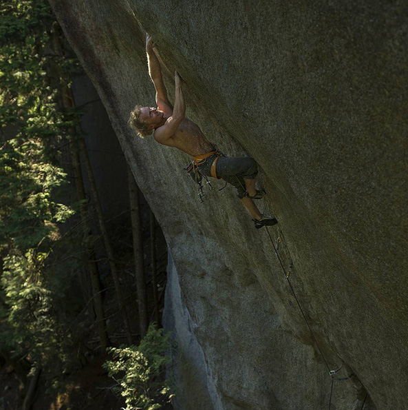 Трети канадец по “Cobra Crack”