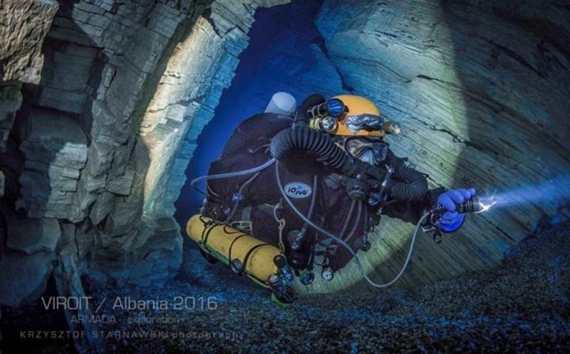 Световен пещерен леководолазен рекорд