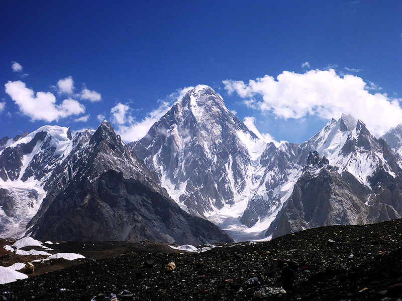 Алеш Чесен и Лука Линдич се пребориха с Гашербрум, но не постигнаха желаното
