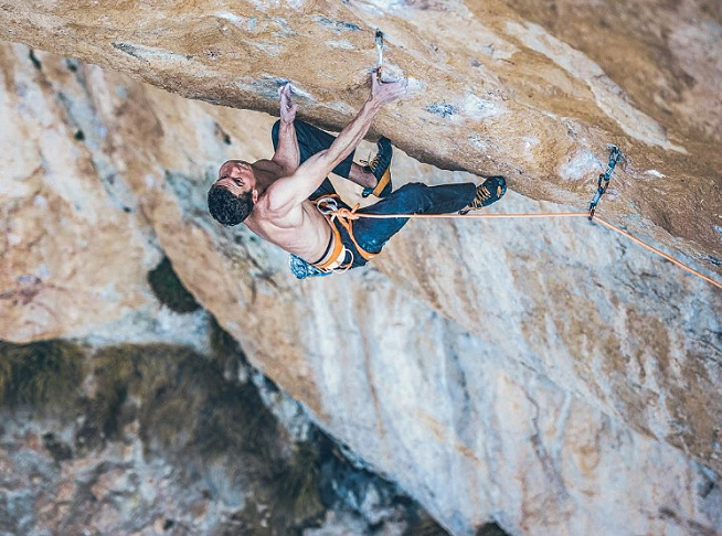 Обсадата на знаменитата “La Rambla” продължава – успех и за Мати Хонг