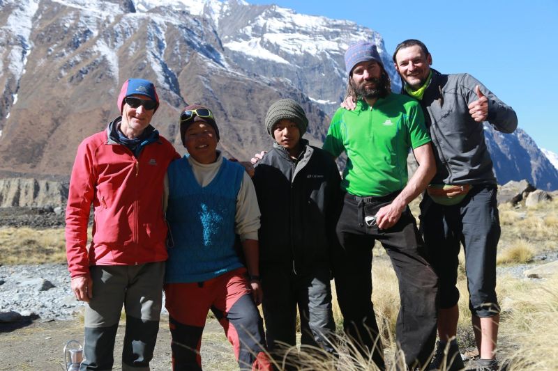 Нямаше успех единственото спортно начинание на Анапурна