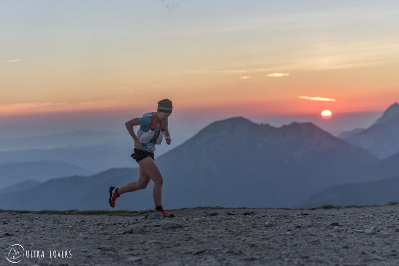 272 състезатели пробягаха 71 километра с денивелация 5000 метра по билото на Татрите