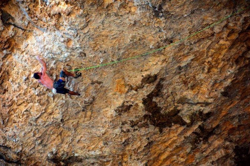 Гонсало Лароча – първо повторение на “No pain no gain” (9a+)