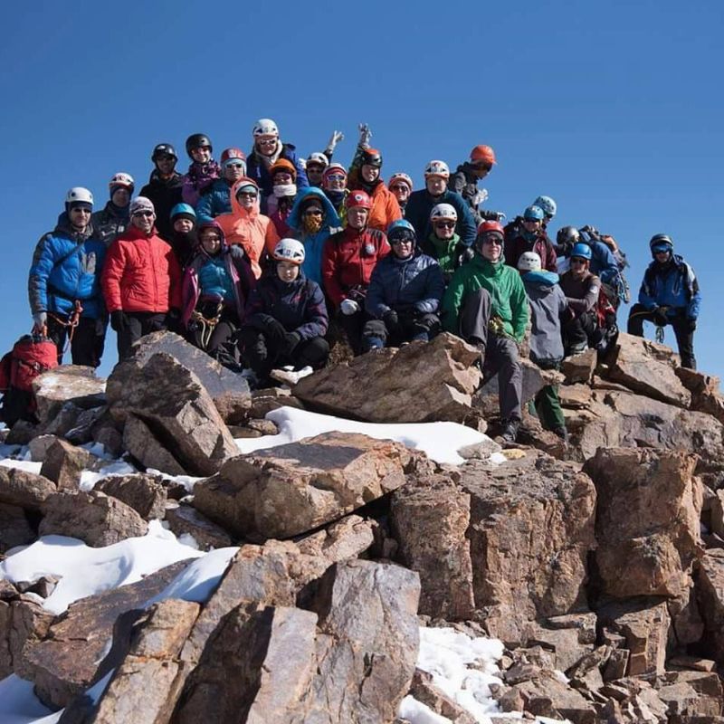 Връх с името на Валери Хришчати