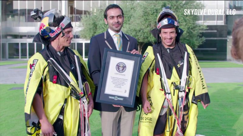 Невероятно изпълнение на френски B. A. S. E.-скачачи