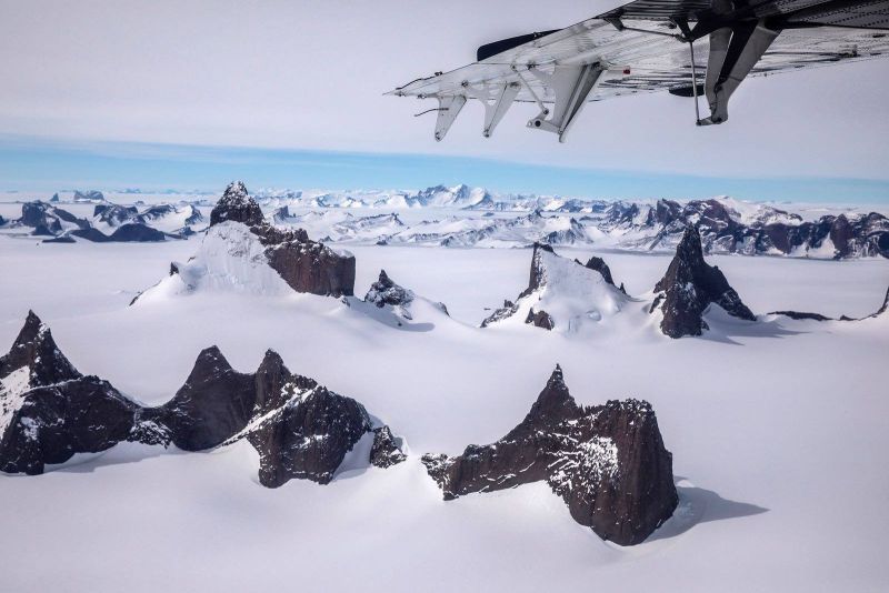 Американци в Антарктида