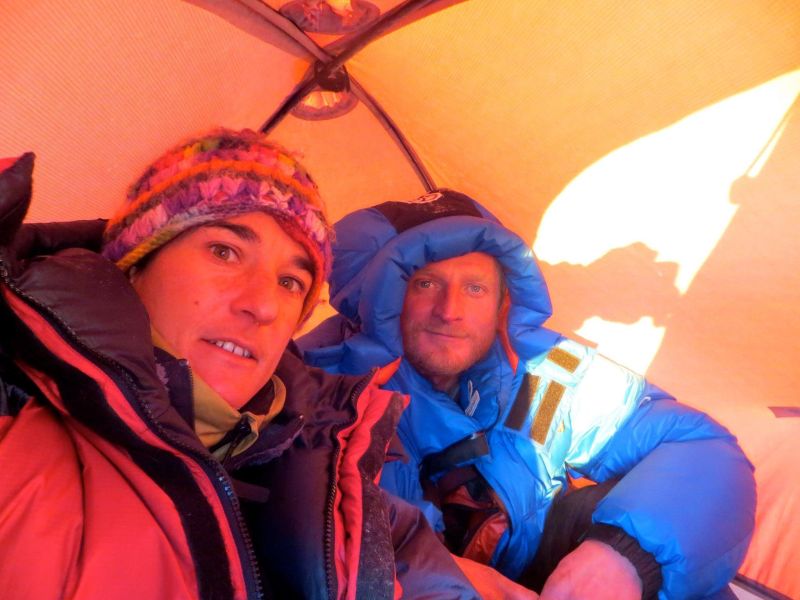 Мацкиевич от Нанга Парбат: “На 7300 сме […] Ако времето позволи, утре атакуваме”