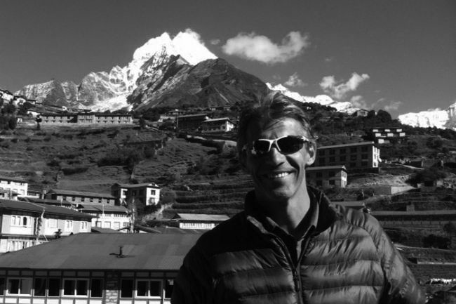 На К-2 загина канадски алпинист