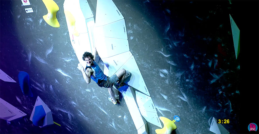 Гарнбрет и Ондра на върха в първия кръг от Световната купа по боулдър